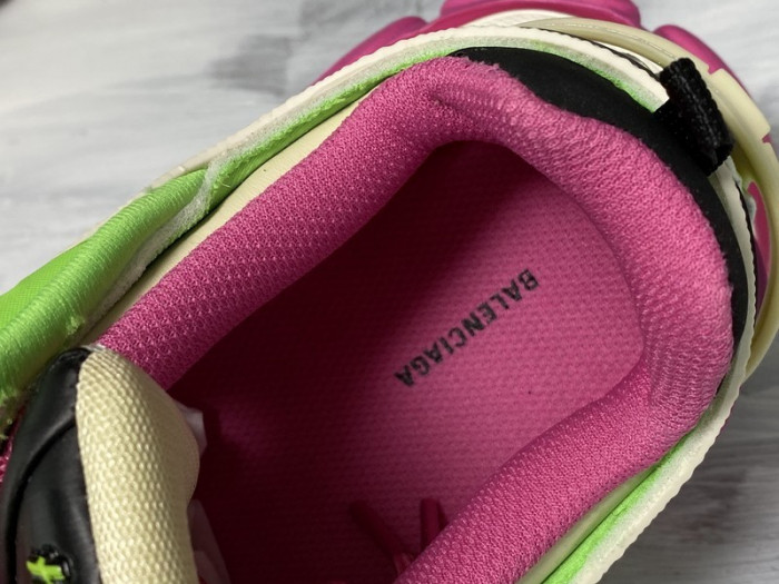 Ba*len*cia*ga track 2.0 ecbl900661c