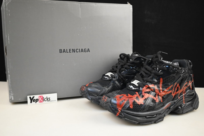 Ba*len*cia*ga runner w3rb1 0102