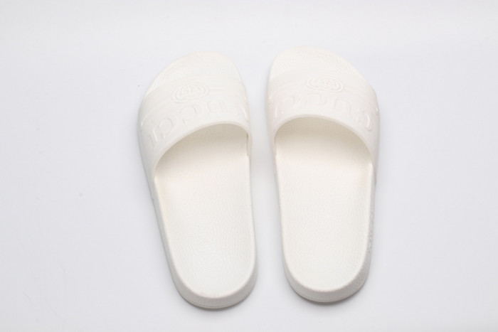 g*u*i slippers d6586