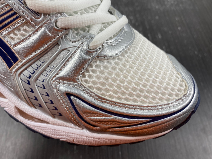 As*ic*s sneaker as05303