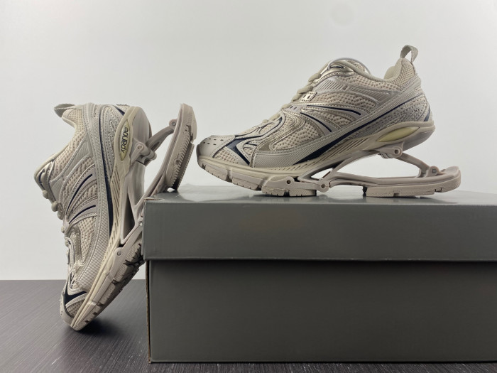 Ba*len*cia*ga x-pander w2rb5 0516