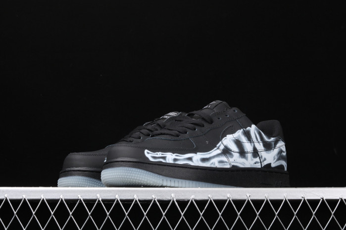 nike air force 1 low black skeleton halloween bq7541-101