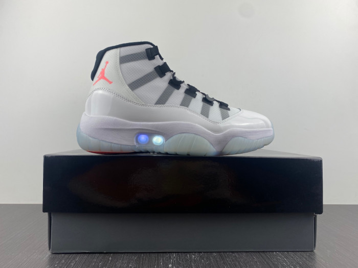 air jordan 11 adapt white dd3522-100