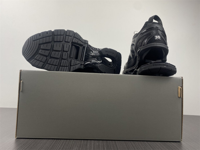 Ba*len*cia*ga x-pander w2ra2 1000