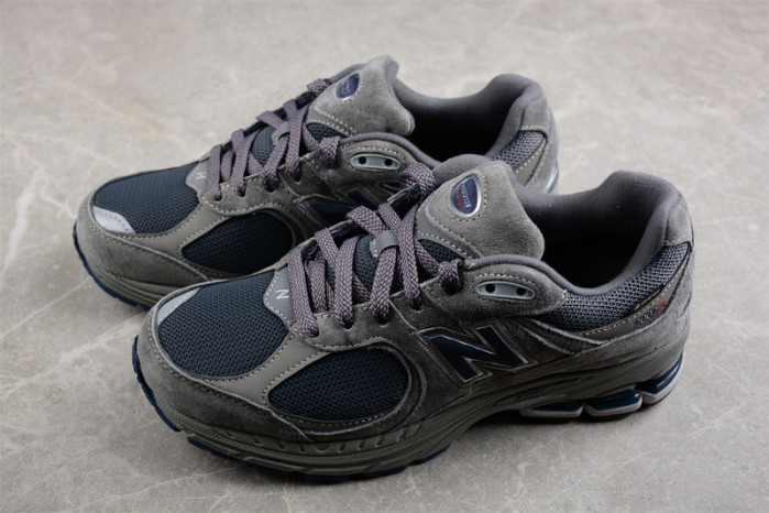 new balance 2002r gore-tex castlerock m2002rxc