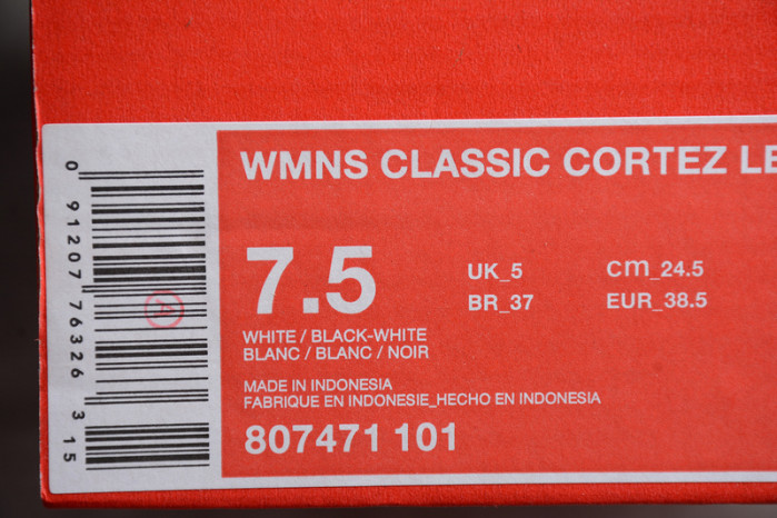 nike classic cortez white black 807471-101