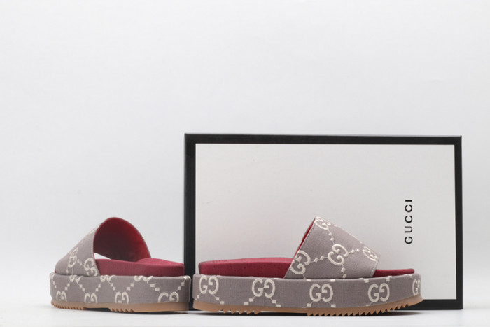 g*u*i sandals d06574