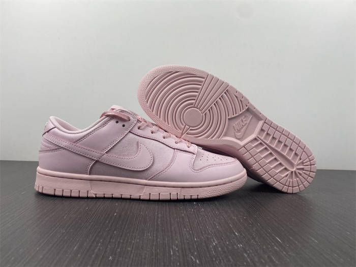 nike dunk low pink 921803-601