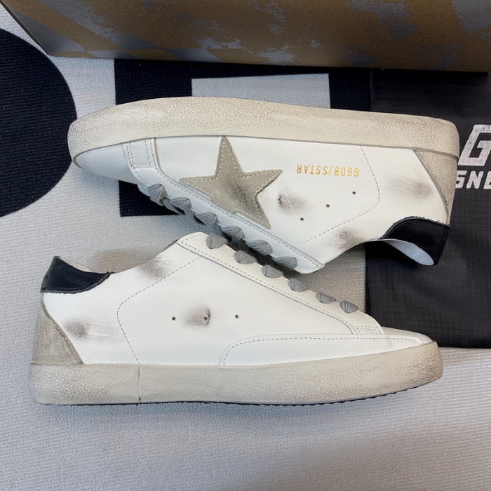 golden goose S*per-star sneaker gg06