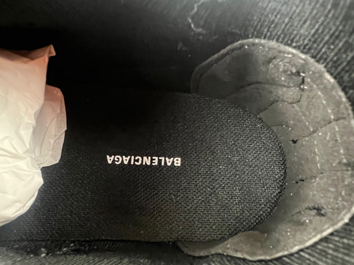 Ba*len*cia*ga track 786281 w3co1 1000