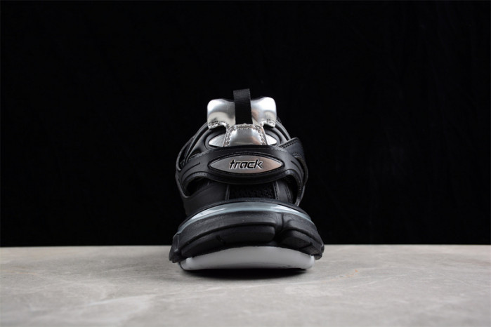 Ba*len*cia*ga track w2fsc 1081