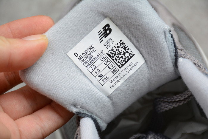 new balance 2002r marblehead light aluminum m2002rc