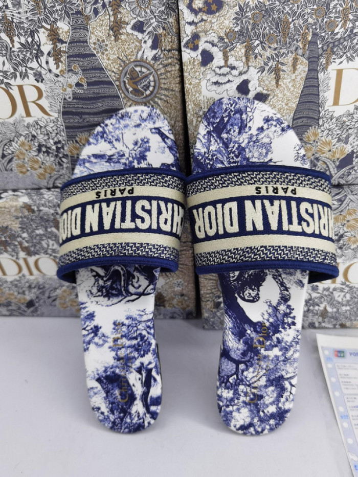 D*or slippers d06576