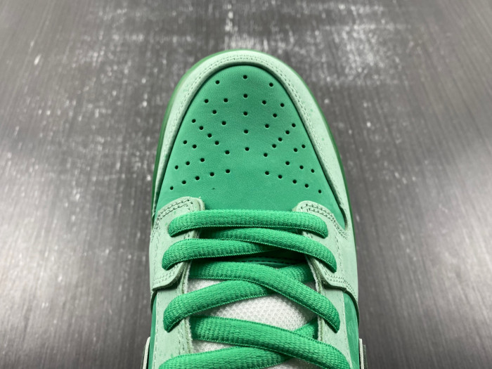 nike sb dunk low green lobster bv1310-303