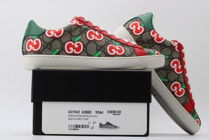 g*u*i ace embroidered low-top sneaker e2319