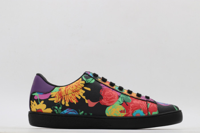 g*u*i ace embroidered low-top sneaker e2317