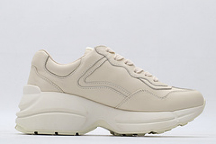 g*u*i ace embroidered low-top sneaker e2285