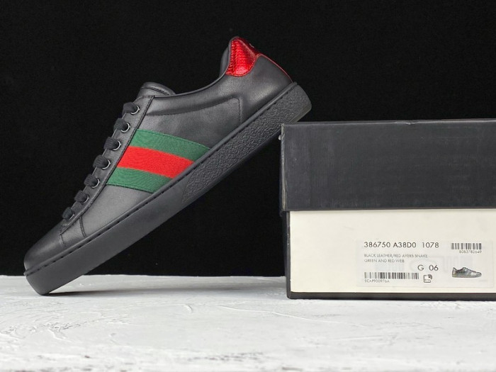 g*u*i ace embroidered low-top sneaker e2271