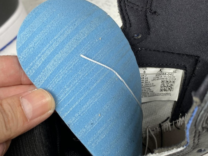 air jordan 1 aj 1 retro high royal toe 555088-041