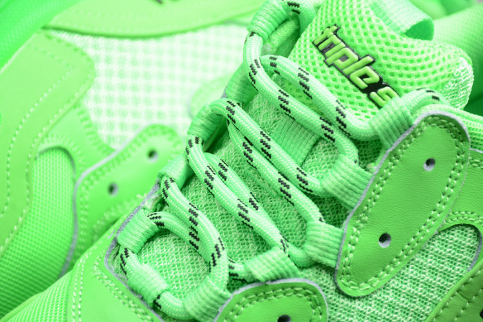 Ba*len*cia*ga triple s sneaker w09o5 7424