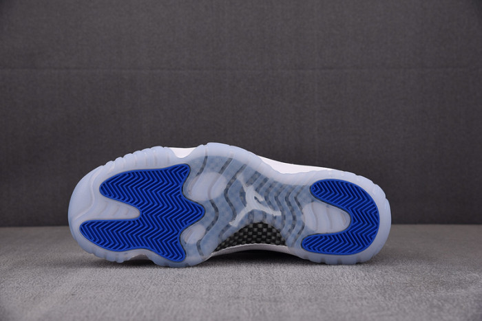 jordan 11 retro low space jam fv5104-004