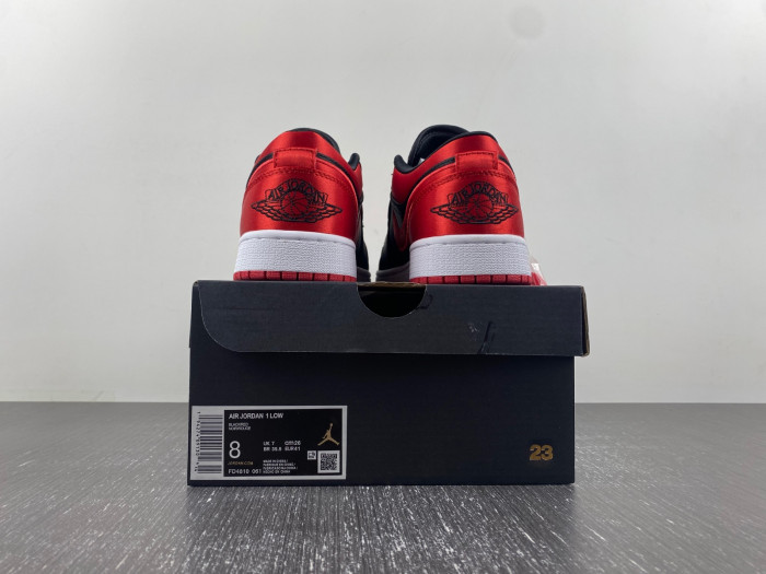 air jordan 1 low og wmns “satin bred” fd4810-061-01