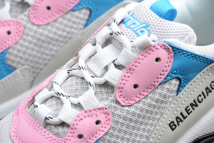 Ba*len*cia*ga triple s w09o5 9023