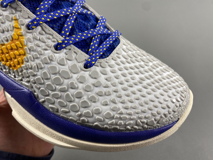 zoom kobe 429659-104