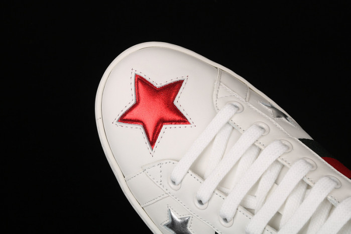 g*u*i ace embroidered low-top sneaker white with stars e1244
