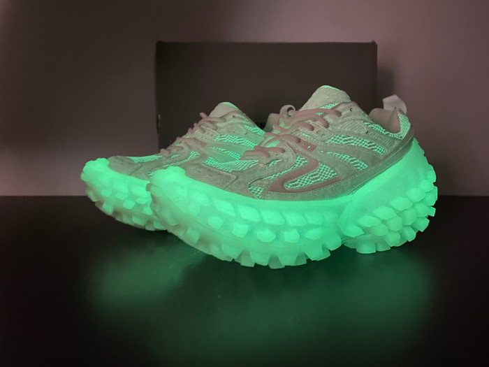 Ba*len*cia*ga defender trainers w2rc9 1200