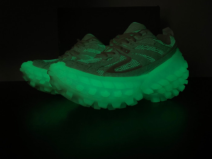 Ba*len*cia*ga defender trainers w2rc9 1200