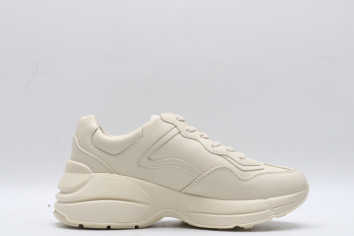 g*u*i ace embroidered low-top sneaker e2293