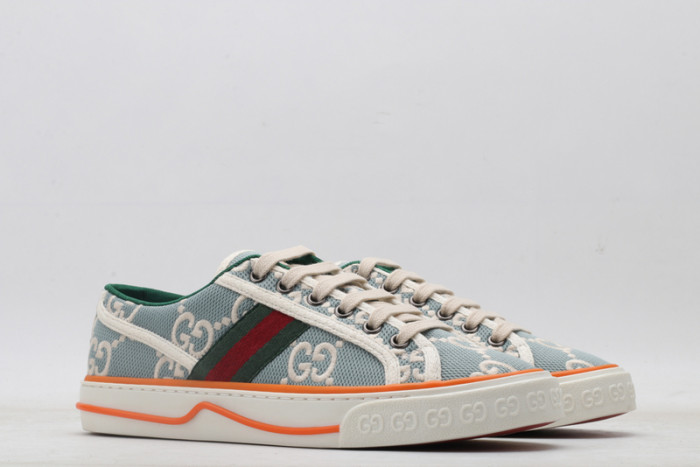 g*u*i ace embroidered low-top sneaker e2308