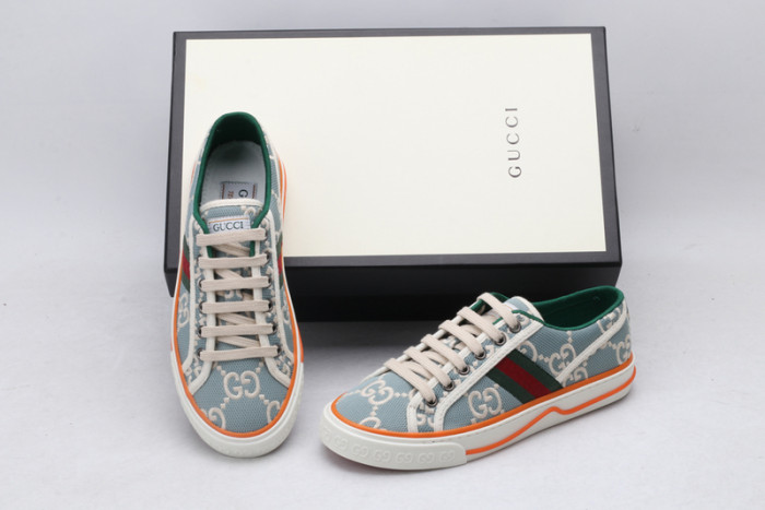 g*u*i ace embroidered low-top sneaker e2308