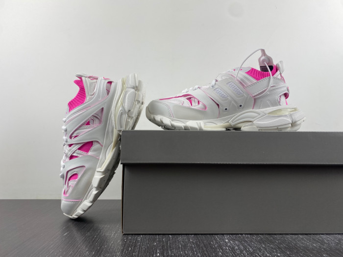 Ba*len*cia*ga track 736328 w3skc 9055