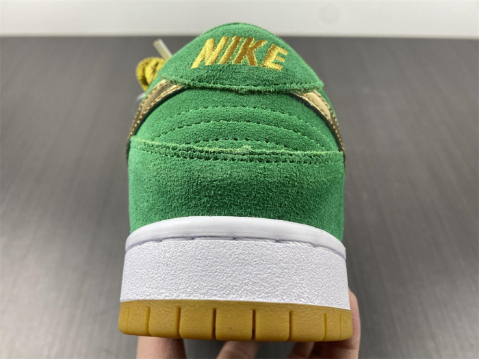 nike sb dunk low pro st. patrick